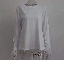 Load image into Gallery viewer, Feather top